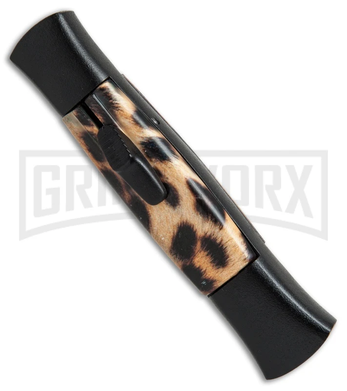 AKC 077 Concord Cheetah OTF Automatic Knife- Flat Grind Black Plain AKC 077 Concord Cheetah OTF Automatic Knife- Flat Grind Black Plain -Grindworx Shop AKC 077 concord cheetah black BP 19135 er spine large